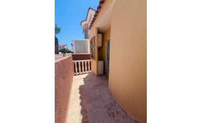 Resale - Villa -
Villamartin - Costa Blanca