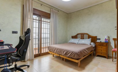Herverkoop - Villa -
Los Montesinos - La Herrada