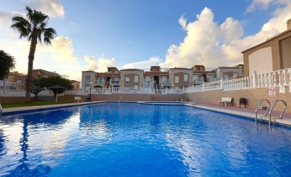 Herverkoop - Bungalow -
Torrevieja - Torreblanca