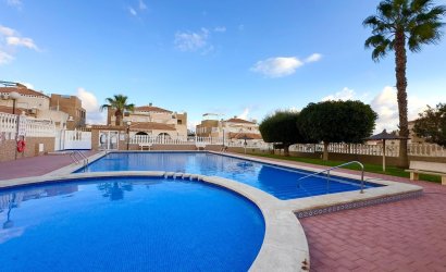 Herverkoop - Bungalow -
Torrevieja - Torreblanca