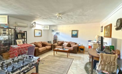 Resale - Villa -
Torrevieja - Los Balcones