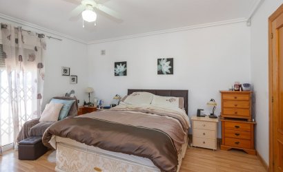 Resale - Villa -
Torrevieja - Los Balcones