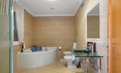 Resale - Villa -
Torrevieja - Los Balcones