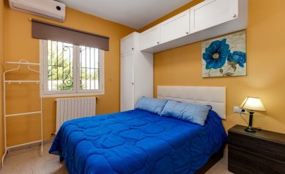 Herverkoop - Villa -
Torrevieja - San Luis