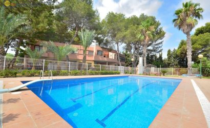 Resale - Villa -
Torrevieja - Los Balcones