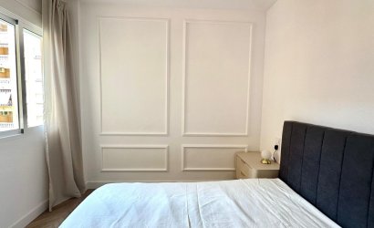 Revente - Apartment -
Torrevieja - Centro