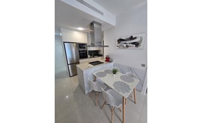 Resale - Apartment -
Torrevieja - Estacion De Autobuses