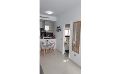 Resale - Apartment -
Torrevieja - Estacion De Autobuses