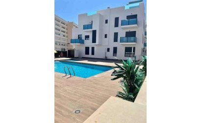Resale - Apartment -
Torrevieja - Estacion De Autobuses