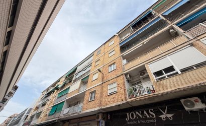 Revente - Apartment -
Torrevieja - Estacion De Autobuses