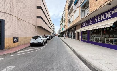 Revente - Apartment -
Torrevieja - Estacion De Autobuses