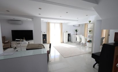 Herverkoop - Villa -
Cabo Roig - Costa Blanca