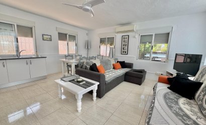 Herverkoop - Villa -
Dolores - Comunidad Valenciana