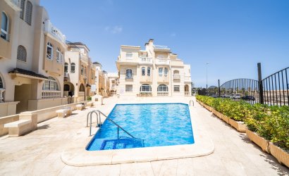 Resale - Apartment -
Torrevieja - Costa Blanca