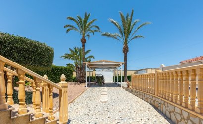 Herverkoop - Villa -
Ciudad Quesada - Costa Blanca