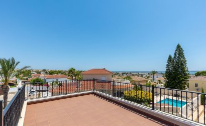 Herverkoop - Villa -
Ciudad Quesada - Costa Blanca