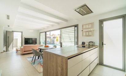 Resale - Villa -
Orihuela Costa - Costa Blanca
