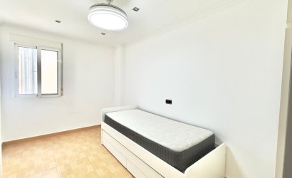 Resale - Apartment -
Torrevieja - Centro