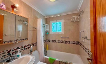 Revente - Apartment -
Torrevieja - Playa del Cura