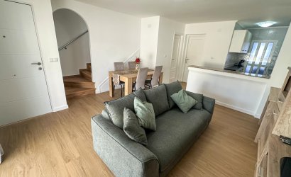 Herverkoop - duplex -
San Miguel de Salinas - Las Filipinas