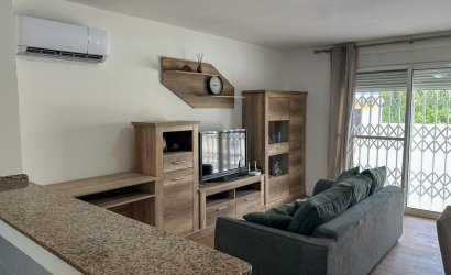 Herverkoop - duplex -
San Miguel de Salinas - Las Filipinas