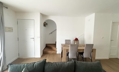 Herverkoop - duplex -
San Miguel de Salinas - Las Filipinas