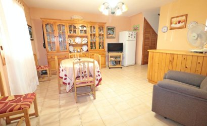 Reventa - Town House -
Torrevieja - Playa De Los Naufragos