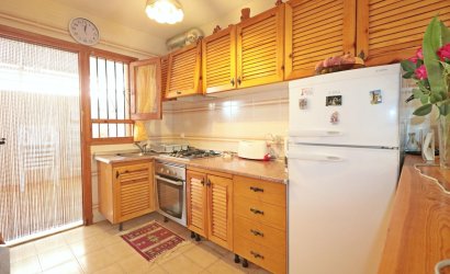 Reventa - Town House -
Torrevieja - Playa De Los Naufragos