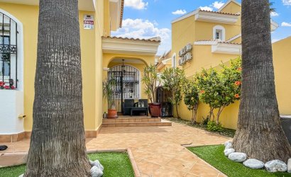 Resale - Villa -
Orihuela Costa - Costa Blanca