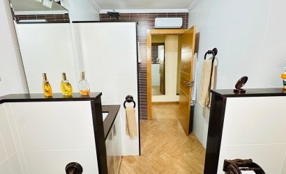 Revente - Apartment -
Torrevieja - Centro