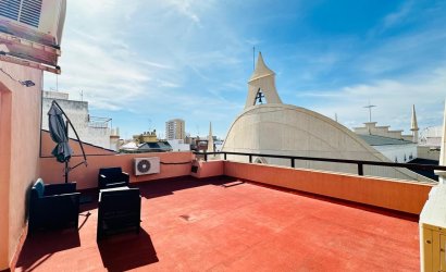 Revente - Apartment -
Torrevieja - Centro