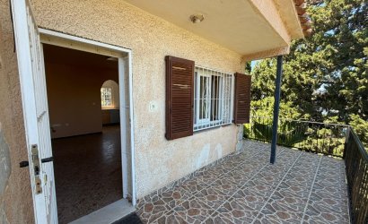 Resale - Villa -
Torrevieja - Los Balcones - Los Altos del Edén
