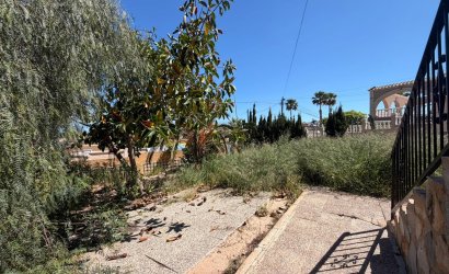 Resale - Villa -
Torrevieja - Los Balcones - Los Altos del Edén