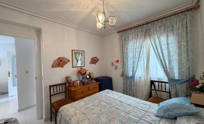 Herverkoop - Bungalow -
Torrevieja - Torreblanca