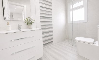 Resale - Villa -
La Torre Golf Resort - Inland