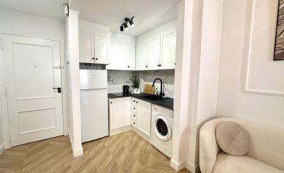 Revente - Apartment -
Torrevieja - Centro