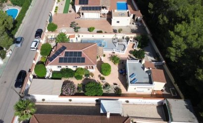 Herverkoop - Villa -
Pinar de Campoverde - Inland