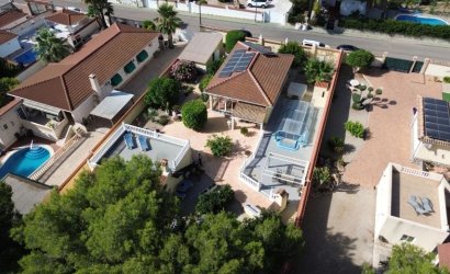 Herverkoop - Villa -
Pinar de Campoverde - Inland