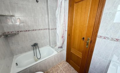 Herverkoop - Penthouse -
Torrevieja - Playa del Cura
