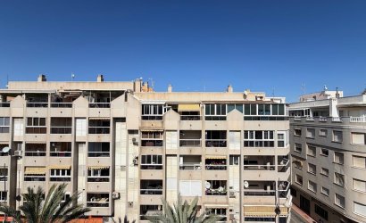 Herverkoop - Penthouse -
Torrevieja - Playa del Cura