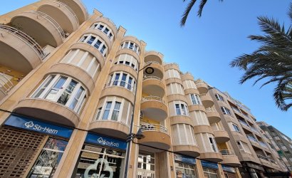 Herverkoop - Penthouse -
Torrevieja - Playa del Cura
