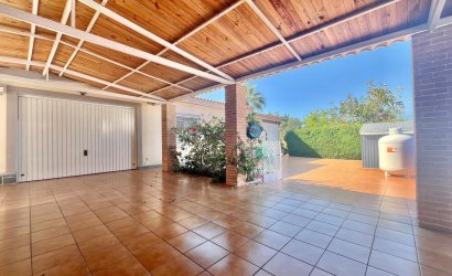 Resale - Villa -
Torrevieja - Los Balcones - Los Altos del Edén