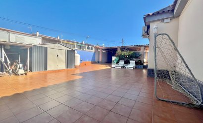Resale - Villa -
Torrevieja - Los Balcones - Los Altos del Edén