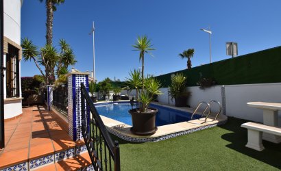 Herverkoop - Villa -
Algorfa - Inland