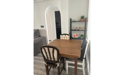 Revente - Apartment -
Torrevieja - Centro