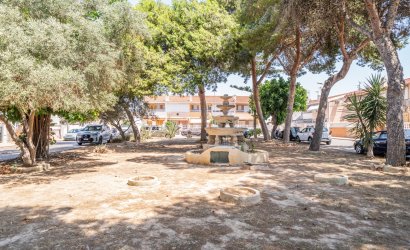 Herverkoop - Apartment -
Torrevieja - La Veleta