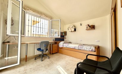 Herverkoop - Town House -
Torre de la Horadada - Costa Blanca