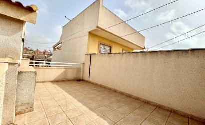 Herverkoop - Town House -
Torre de la Horadada - Costa Blanca