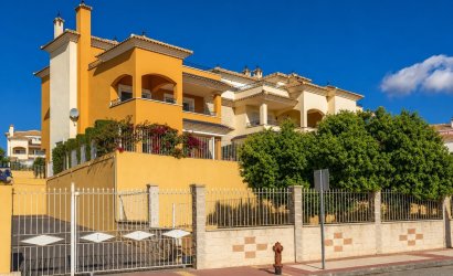 Herverkoop - Apartment -
Altaona Golf and Country Club - Inland
