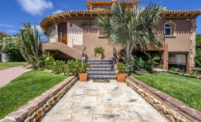 Herverkoop - Villa -
La Manga del Mar Menor - Costa Calida